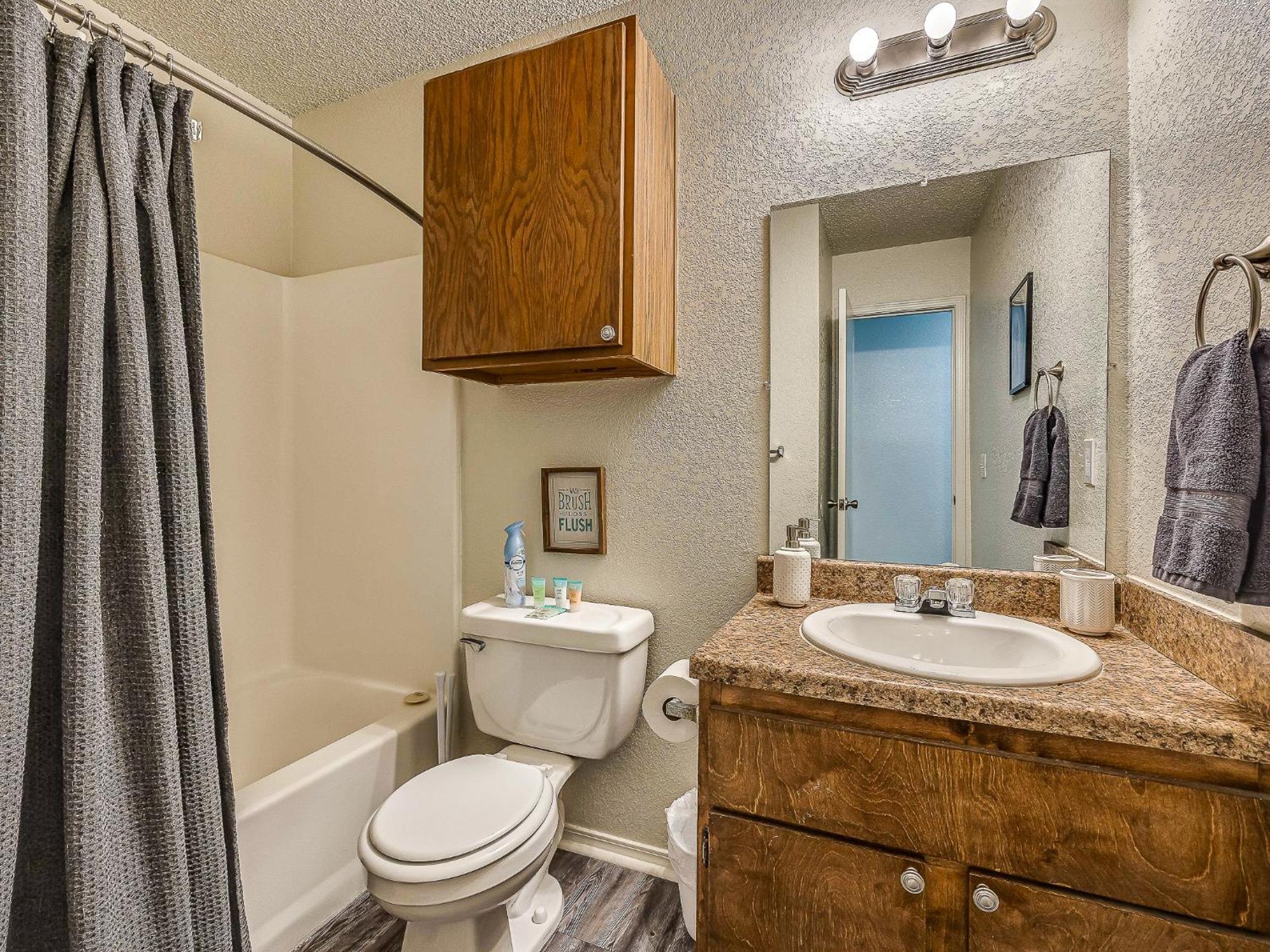 Ou Sooner, Pool & Gym, Bbq, Netflix, 100Mb Internet, Lg Washer & Dryer, Close To Ou! Norman Exterior photo